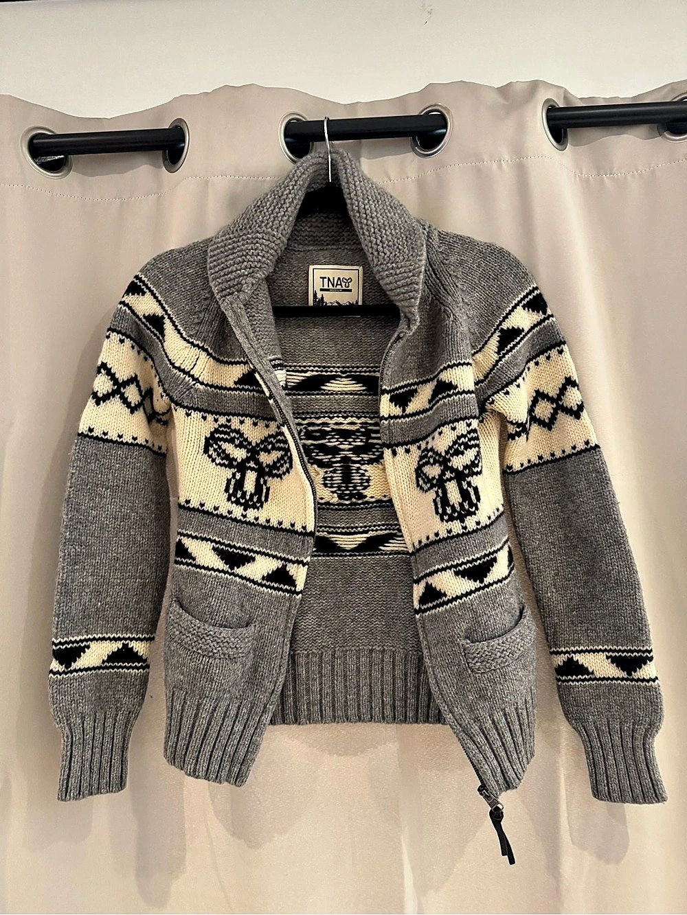TNA Sea to Sky Sweater Geometric Cardigan Gray & Cream Medium